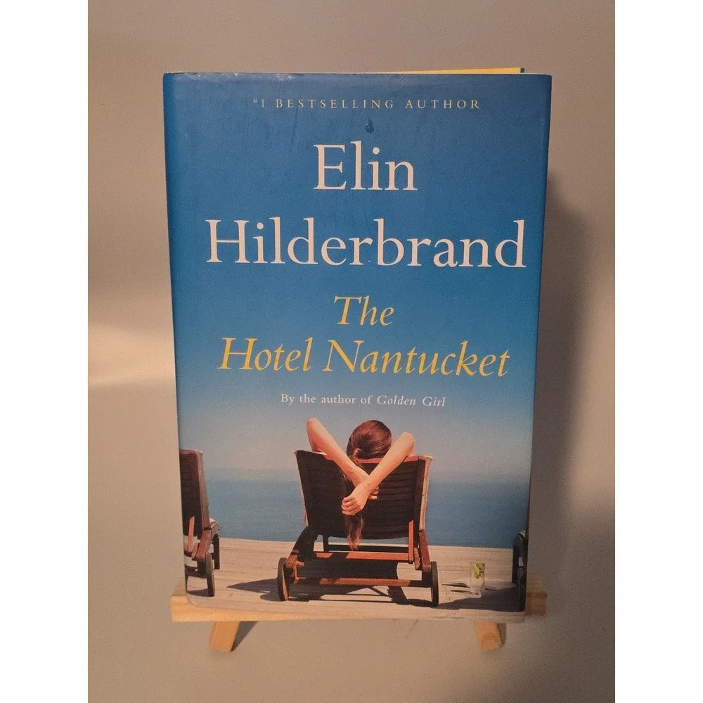 The Hotel‎ Nantucket by Elin Hilderbrand (Hardcover, 2022, First Edition 6/2022)